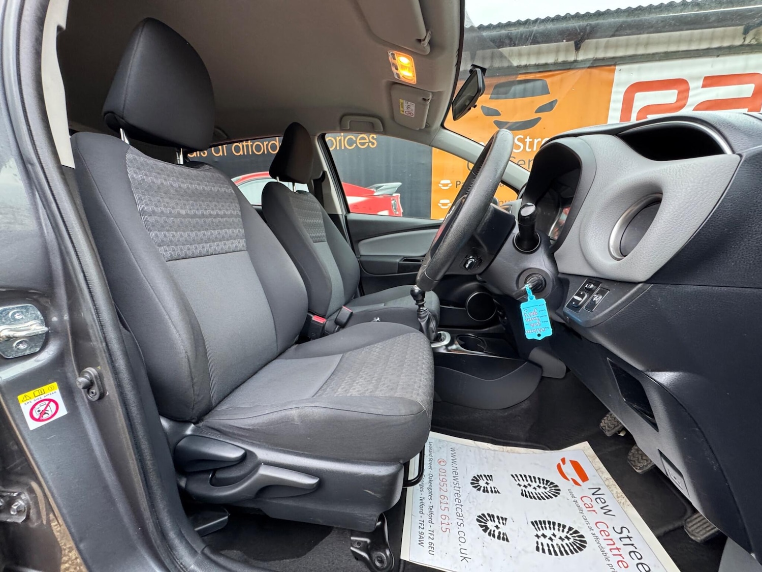 Used Toyota Yaris 2016 for sale - 77386931: Photo 38