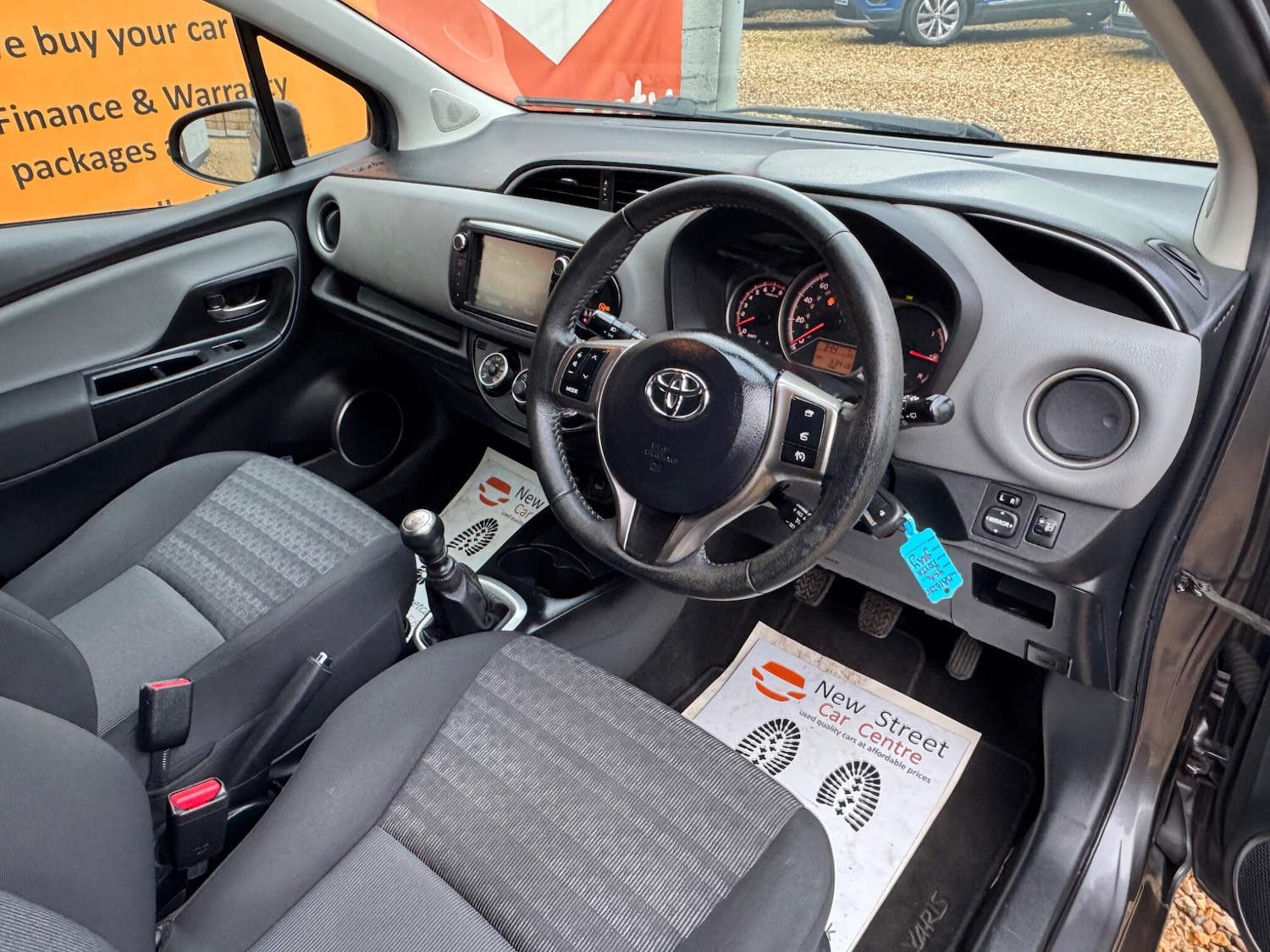 Used Toyota Yaris 2016 for sale - 77386931: Photo 48