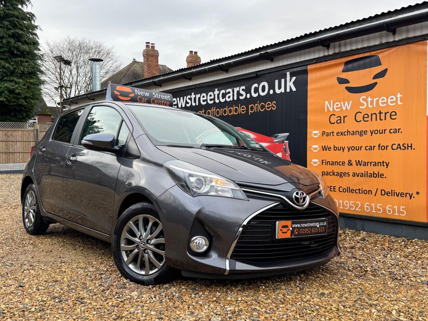 Used Toyota Yaris 2016 for sale - 77386931: Photo 51