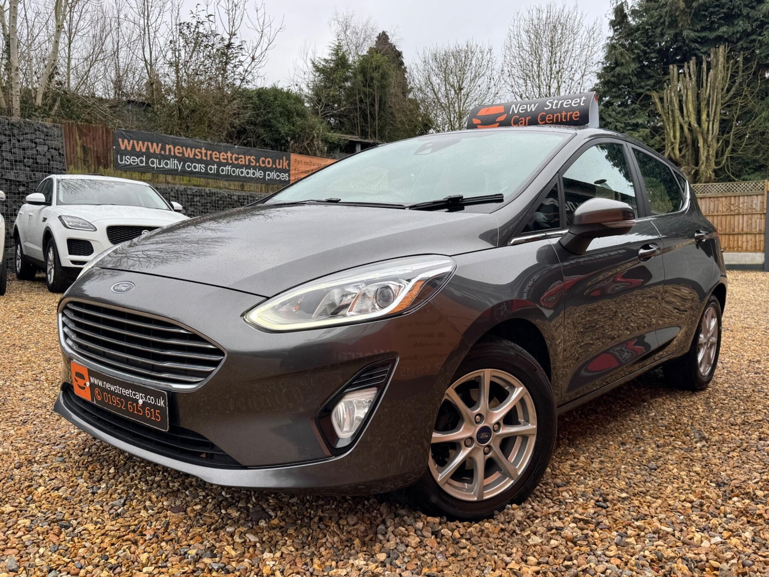 Used Ford Fiesta 2018 for sale - 77637677: Photo 14