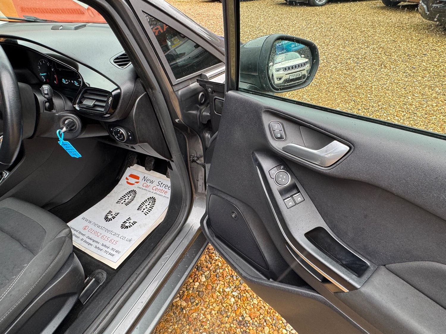 Used Ford Fiesta 2018 for sale - 77637677: Photo 28