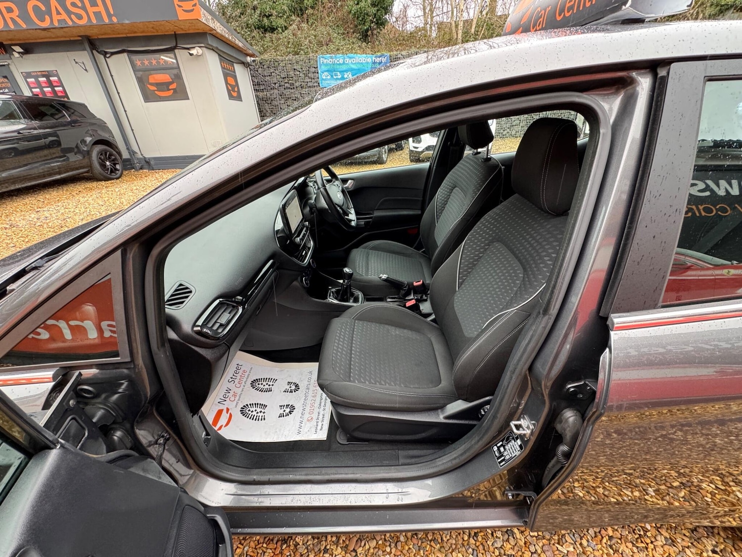 Used Ford Fiesta 2018 for sale - 77637677: Photo 38