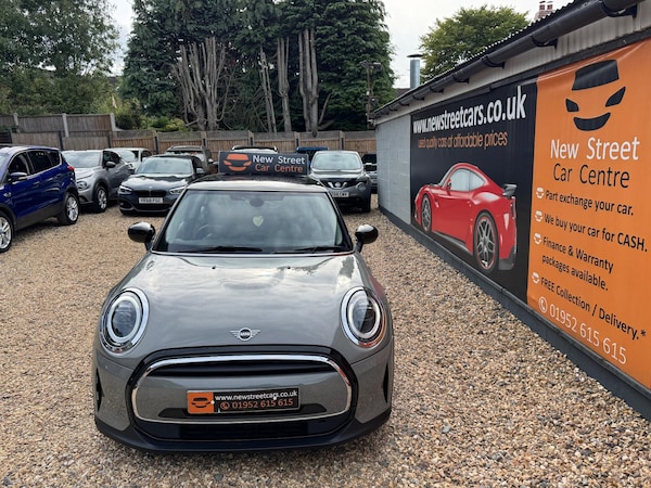 Used MINI Hatch 2021 for sale - 75492408: Photo 3