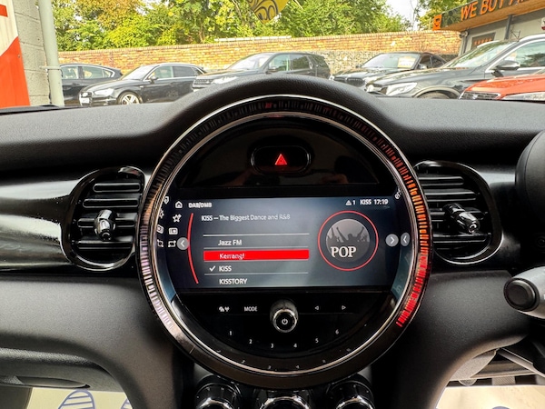 Used MINI Hatch 2021 for sale - 75492408: Photo 41