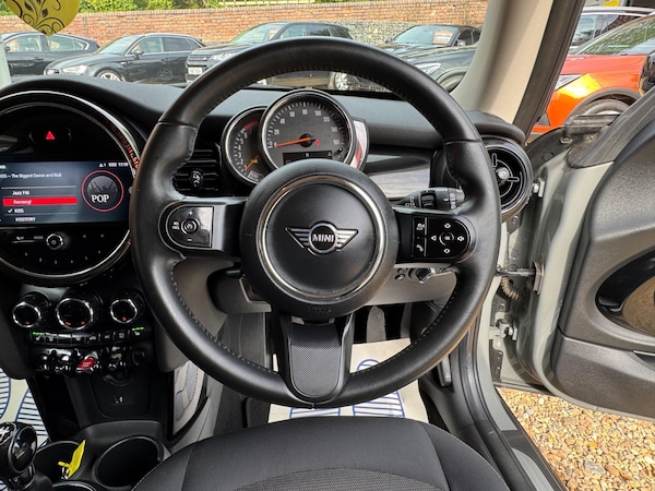 Used MINI Hatch 2021 for sale - 75492408: Photo 42