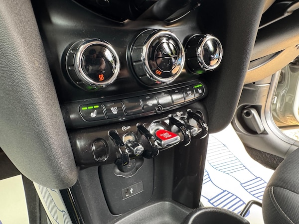 Used MINI Hatch 2021 for sale - 75492408: Photo 45