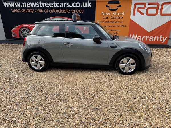 Used MINI Hatch 2021 for sale - 75492408: Photo 5