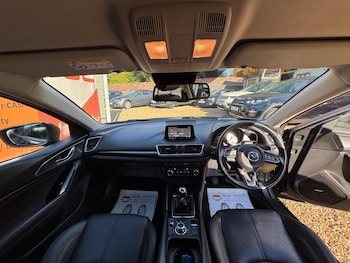Used Mazda Mazda3 2017 for sale - 76020500: Photo 2