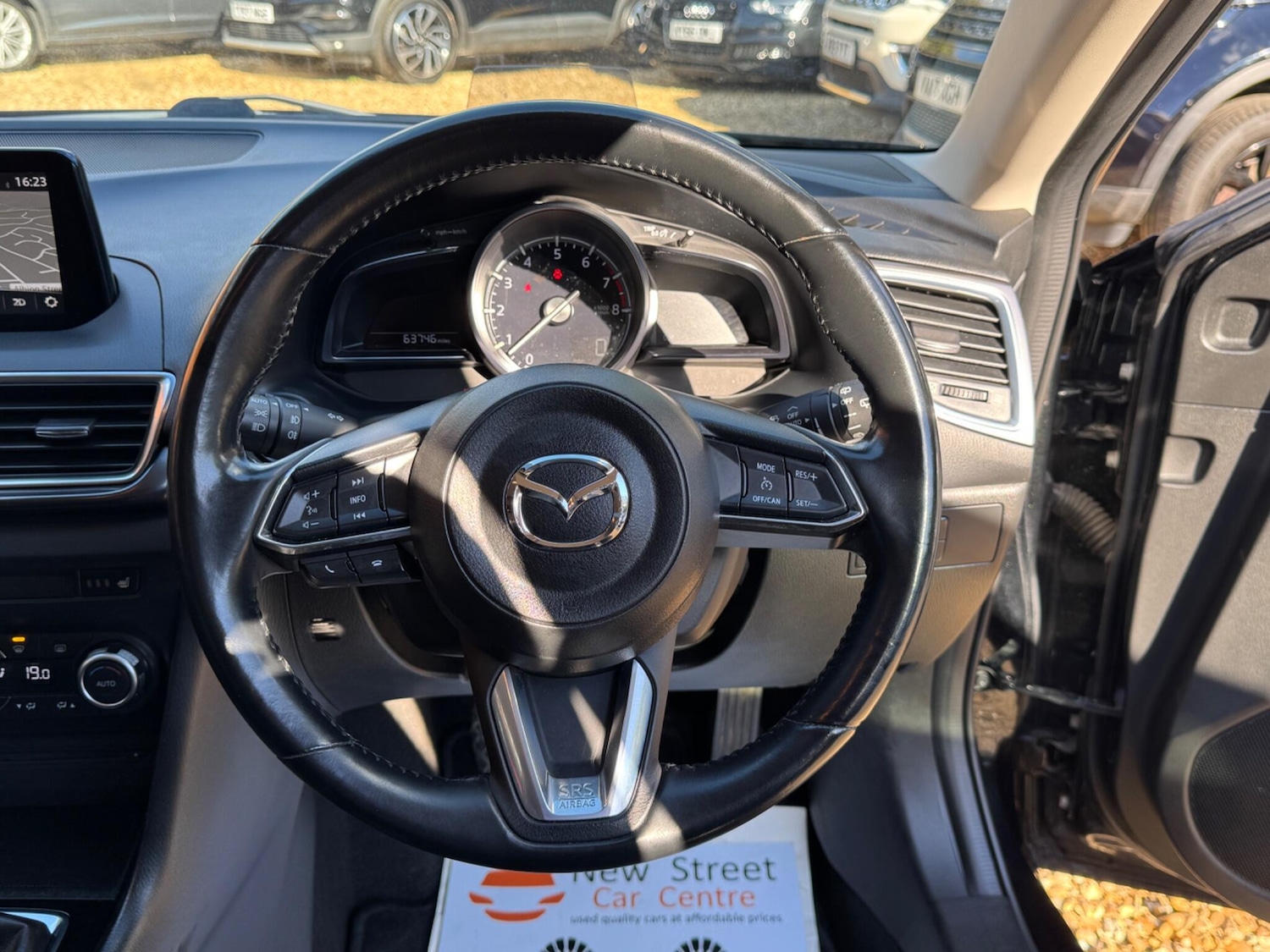 Used Mazda Mazda3 2017 for sale - 76020500: Photo 45