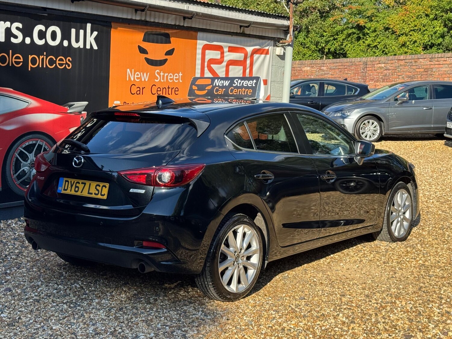 Used Mazda Mazda3 2017 for sale - 76020500: Photo 8