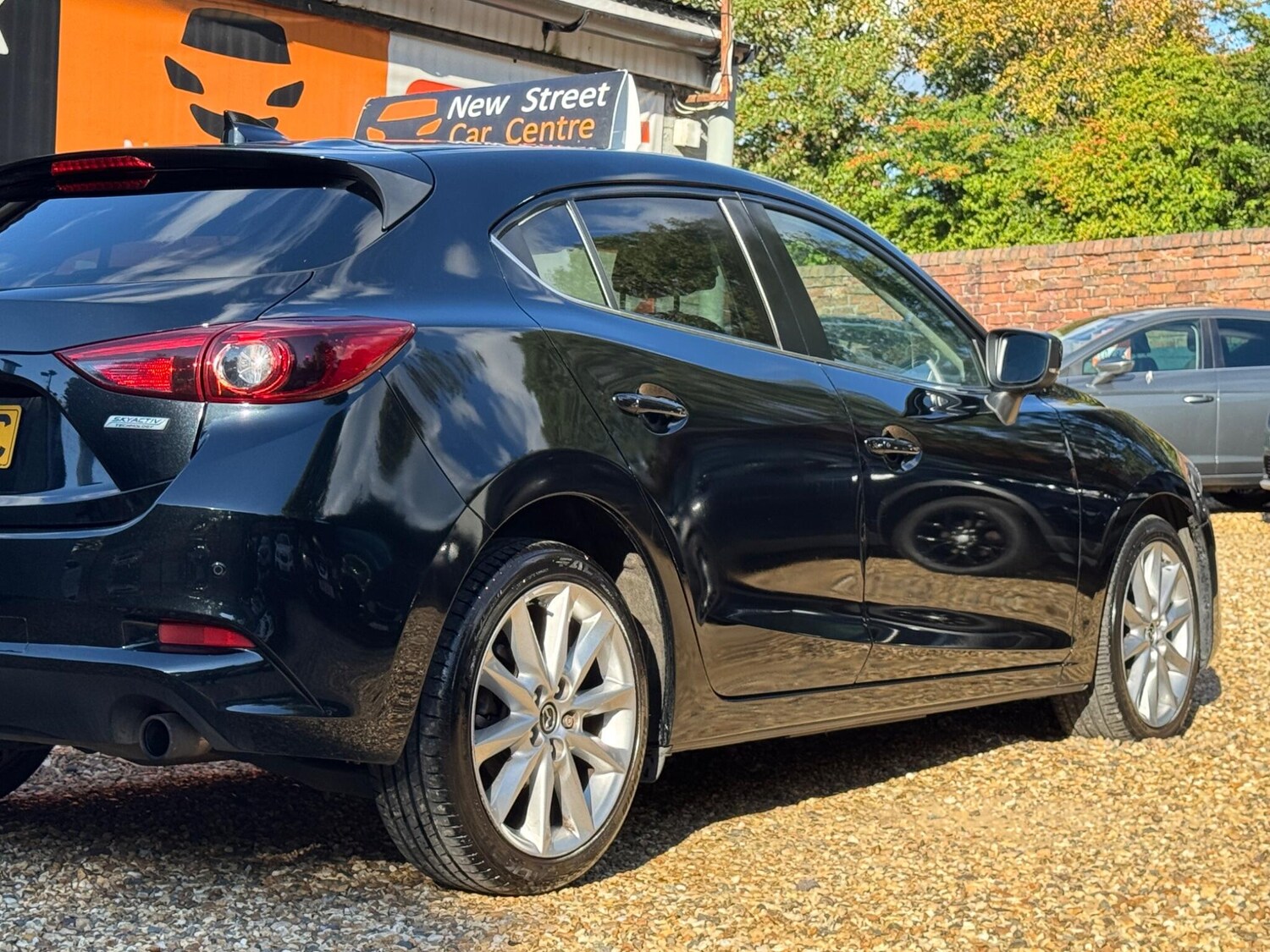 Used Mazda Mazda3 2017 for sale - 76020500: Photo 9