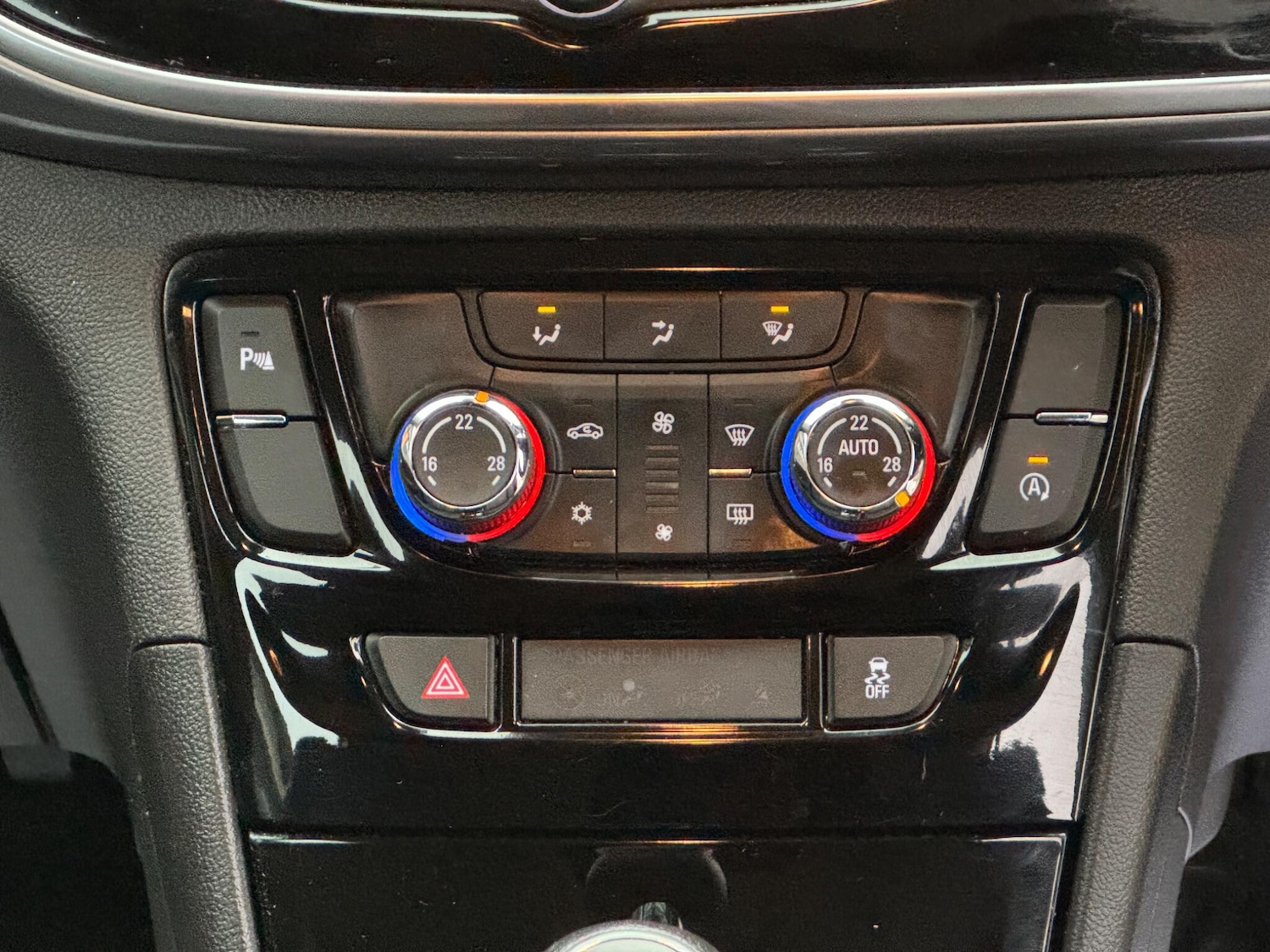 Used Vauxhall Mokka X 2017 for sale - 77585587: Photo 50