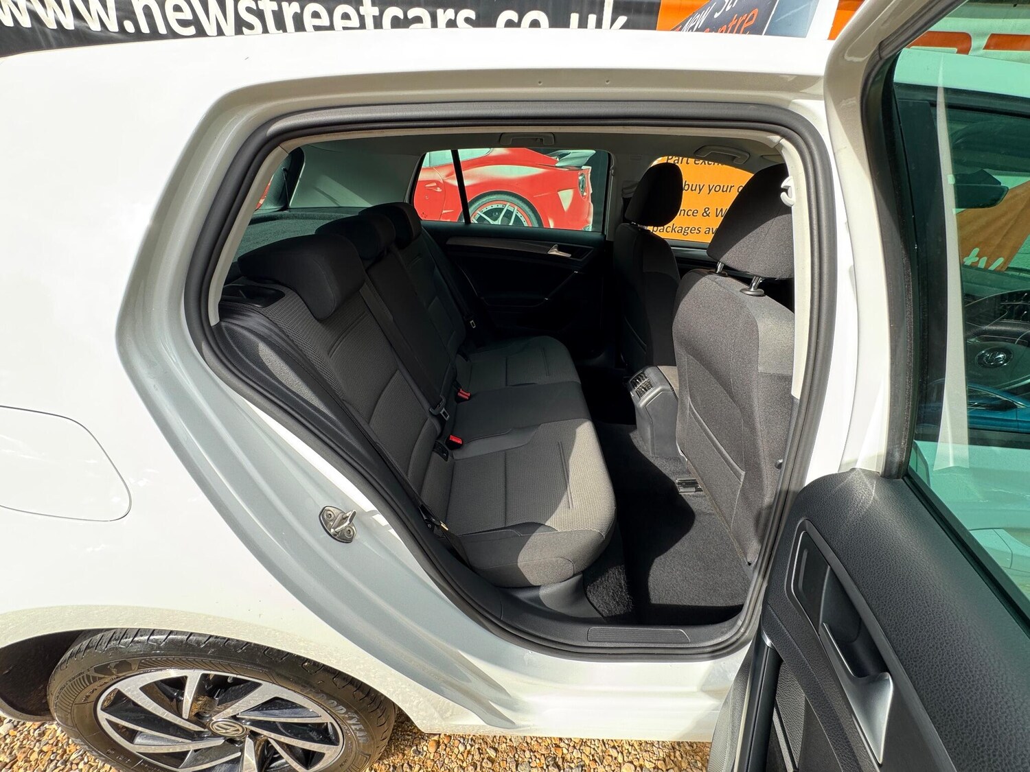 Used Volkswagen Golf 2019 for sale - 75977346: Photo 32