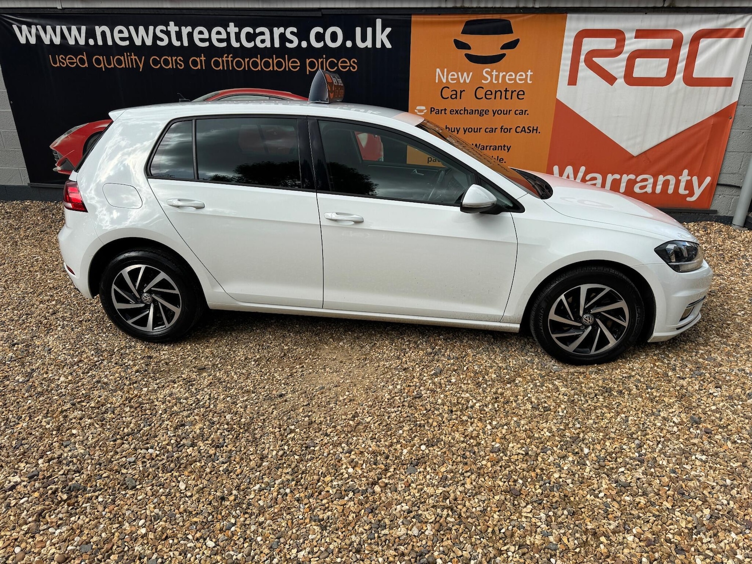 Used Volkswagen Golf 2019 for sale - 75977346: Photo 9