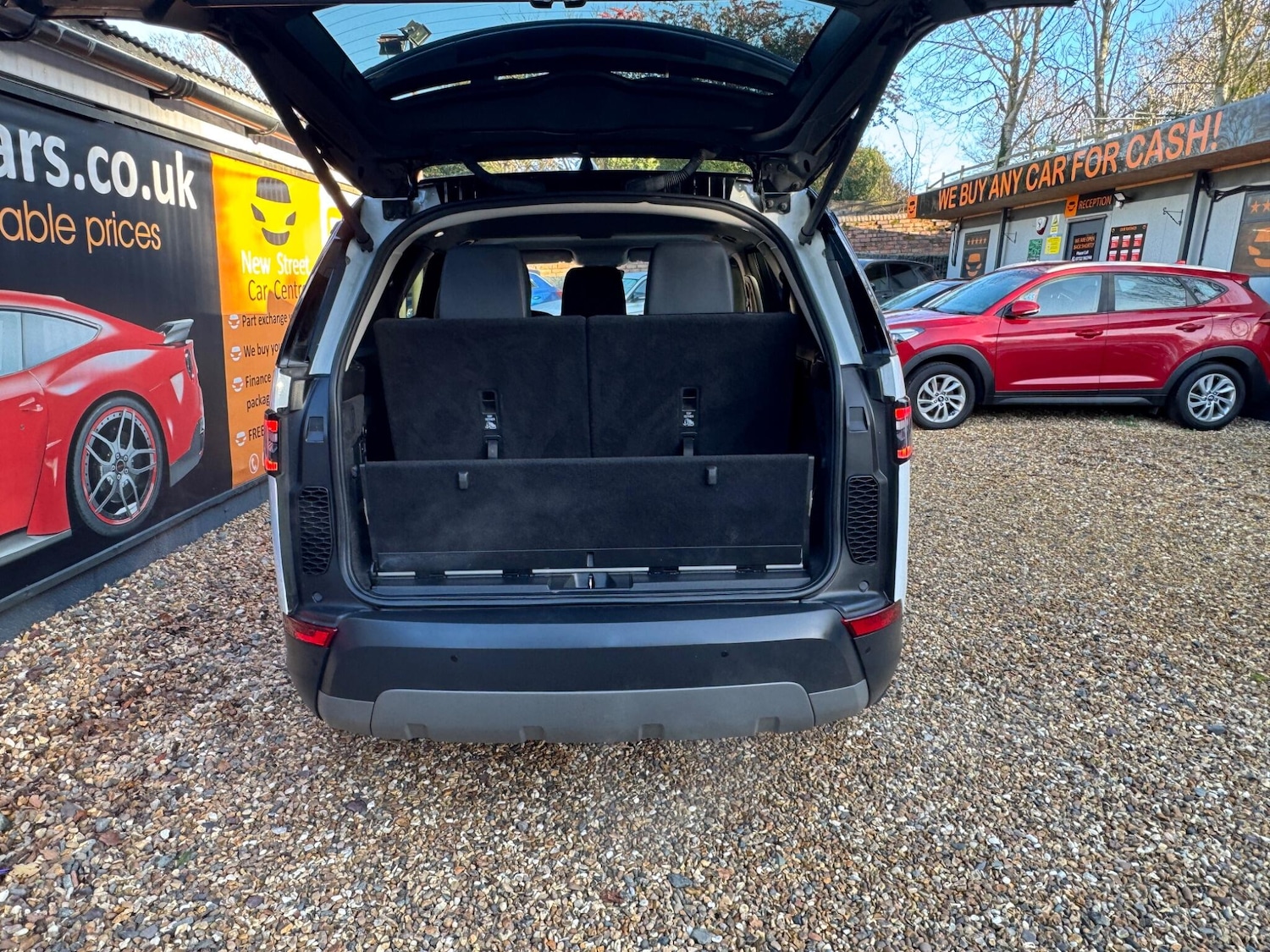 Used Land Rover Discovery 2019 for sale - 76702212: Photo 43