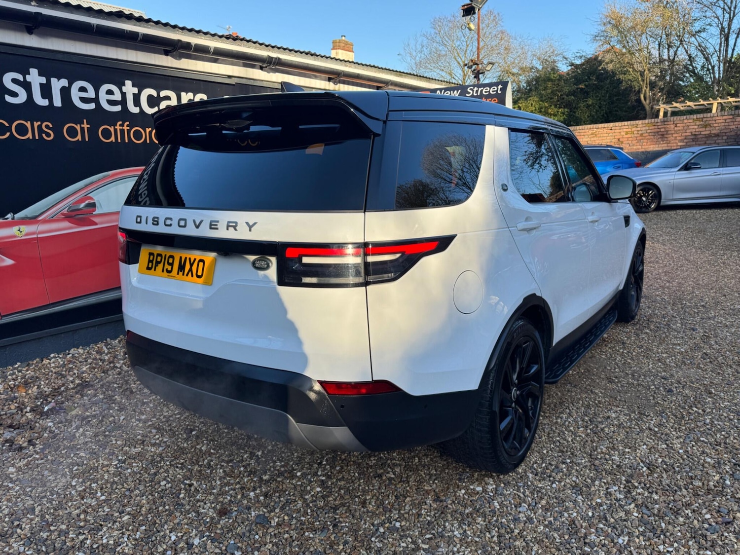 Used Land Rover Discovery 2019 for sale - 76702212: Photo 8