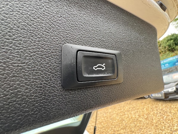 Used Audi A4 2015 for sale - 76247759: Photo 48