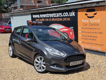 Used Ford Fiesta 2015 for sale - 78988638: Photo