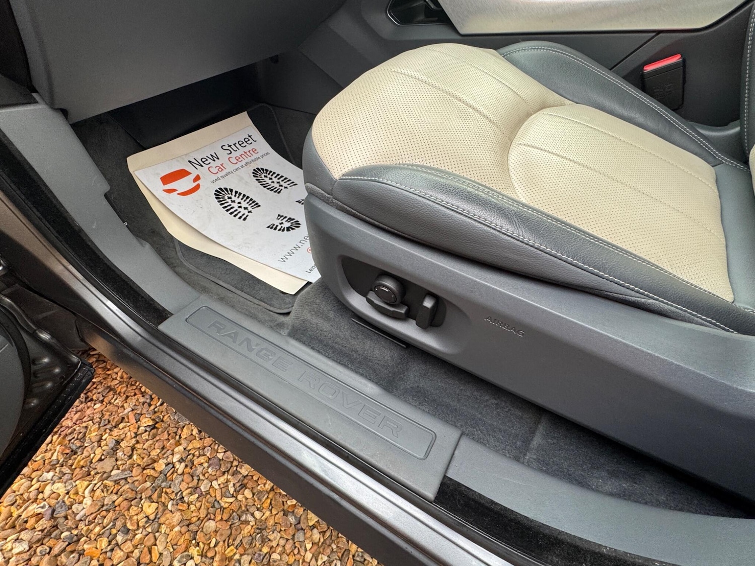 Used Land Rover Range Rover Evoque 2018 for sale - 76714378: Photo 32