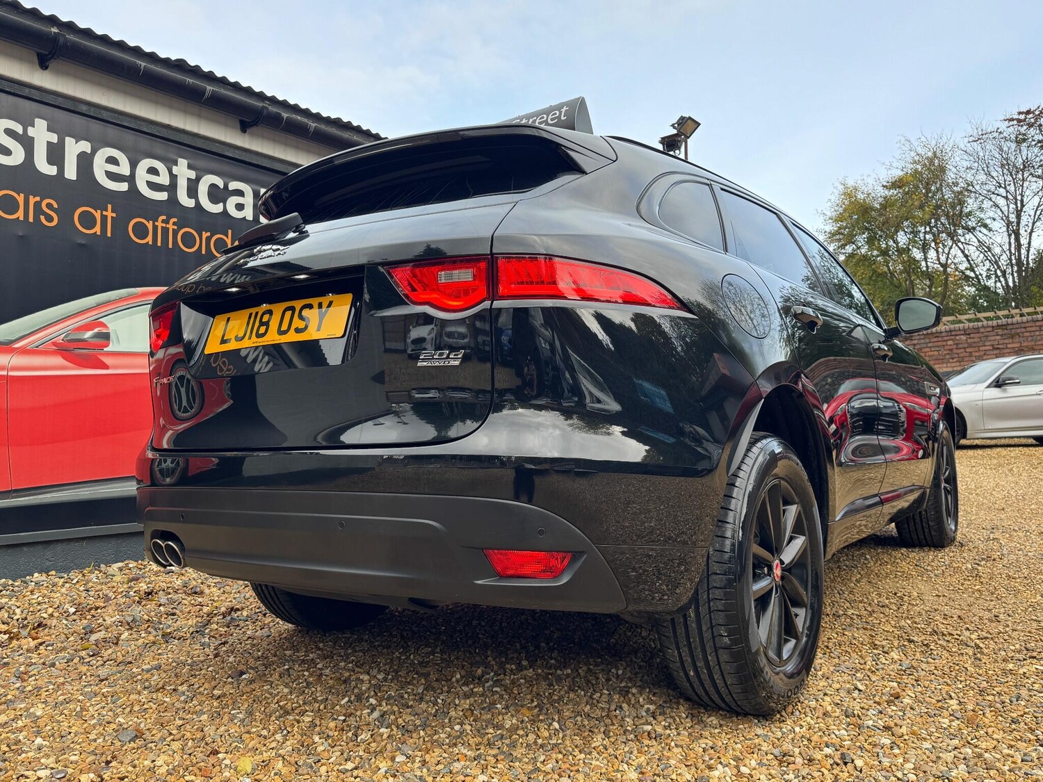 Used Jaguar F-Pace 2018 for sale - 76409114: Photo 11