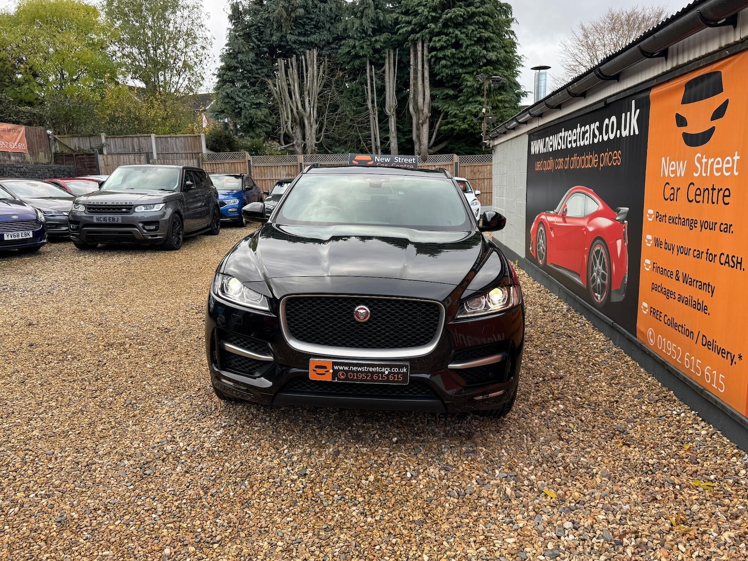 Used Jaguar F-Pace 2018 for sale - 76409114: Photo 4