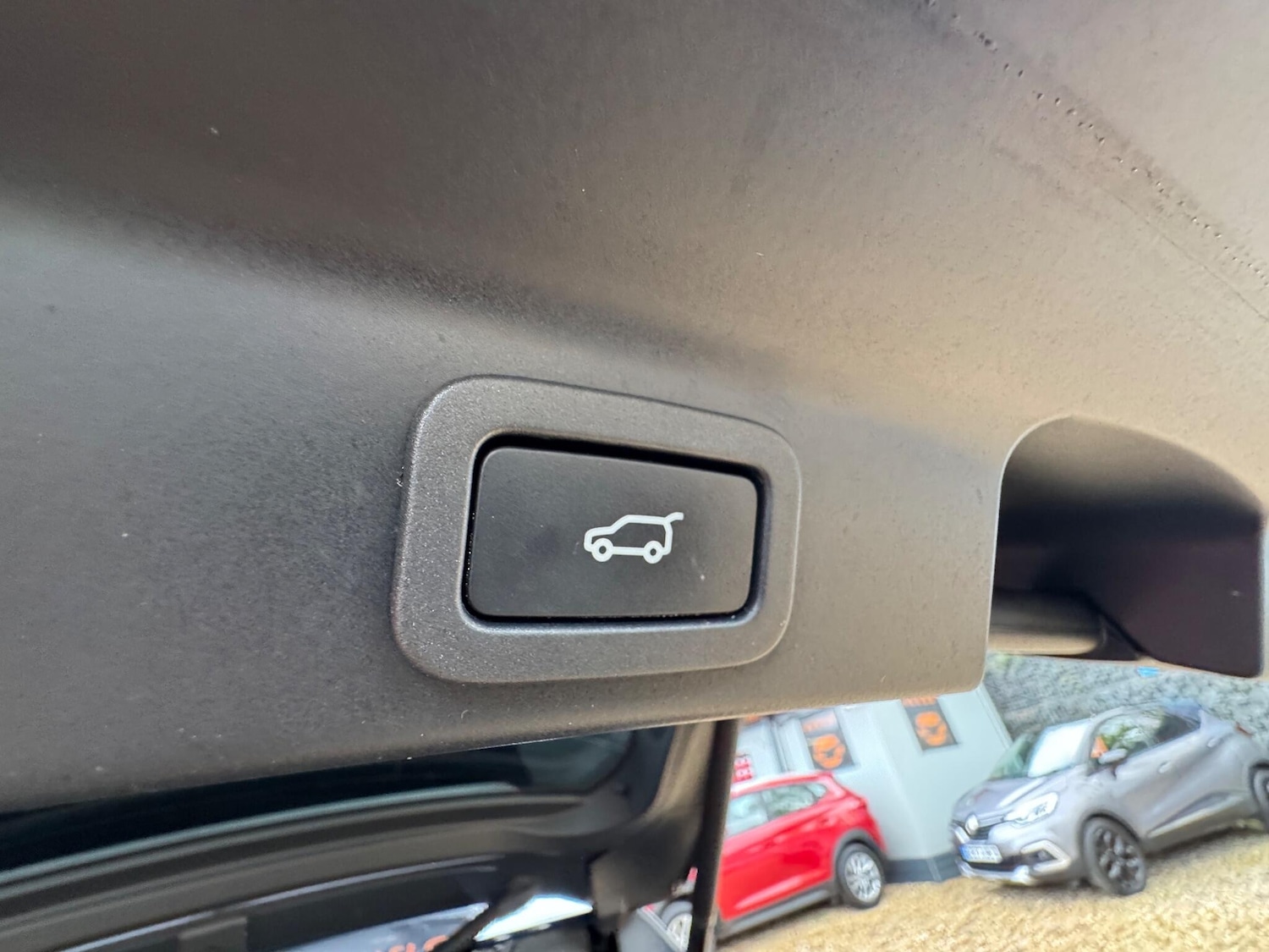 Used Jaguar F-Pace 2018 for sale - 76409114: Photo 49