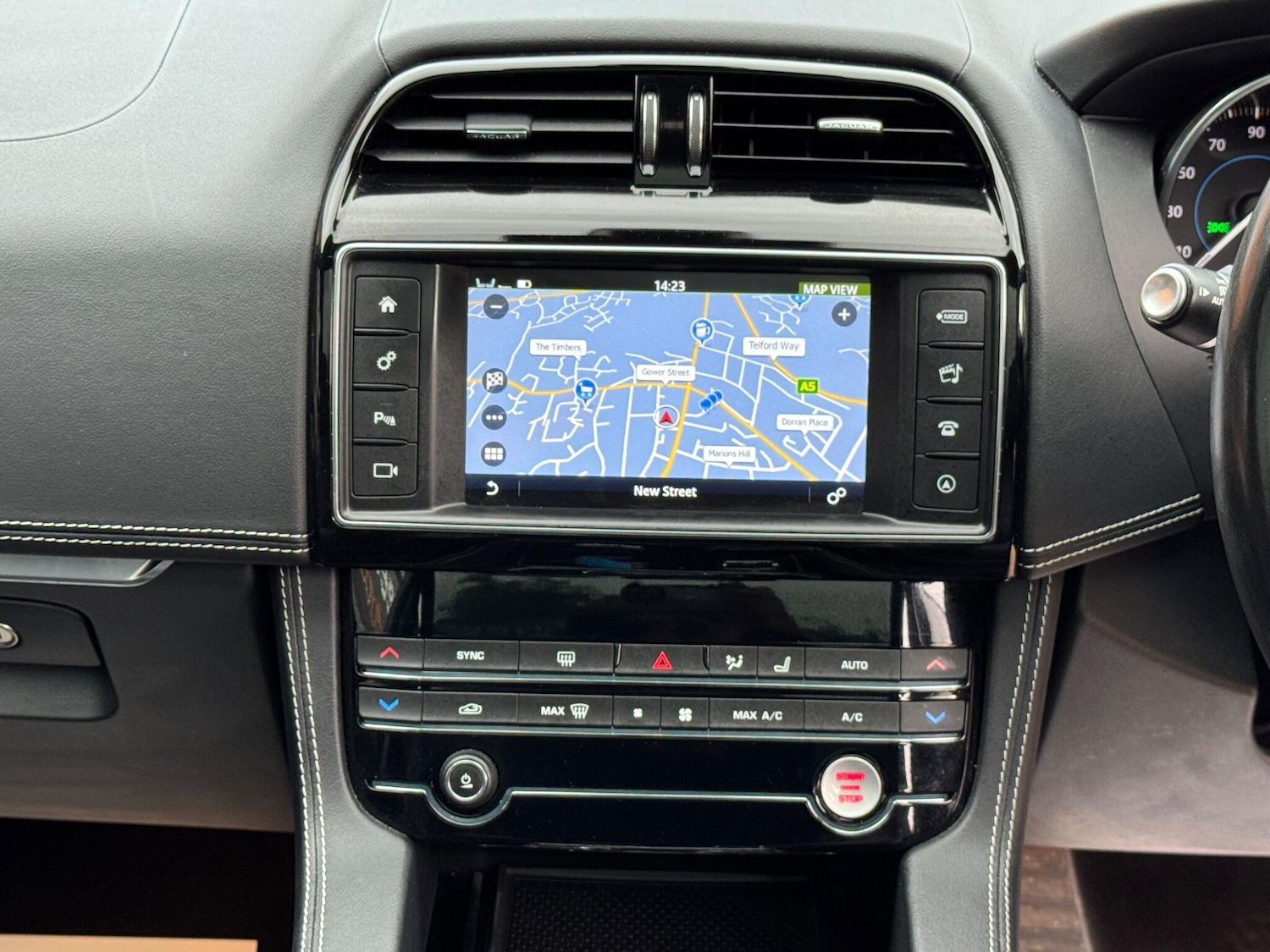 Used Jaguar F-Pace 2018 for sale - 76409114: Photo 53