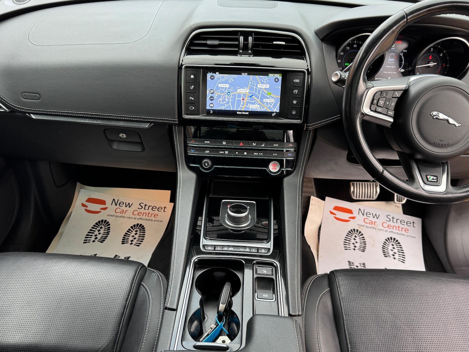 Used Jaguar F-Pace 2018 for sale - 76409114: Photo 54