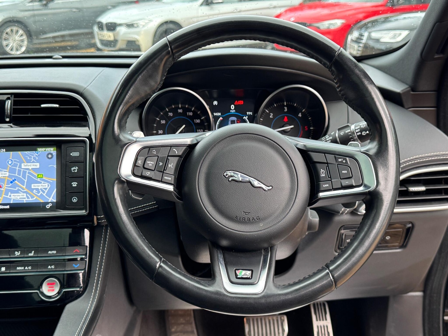 Used Jaguar F-Pace 2018 for sale - 76409114: Photo 63