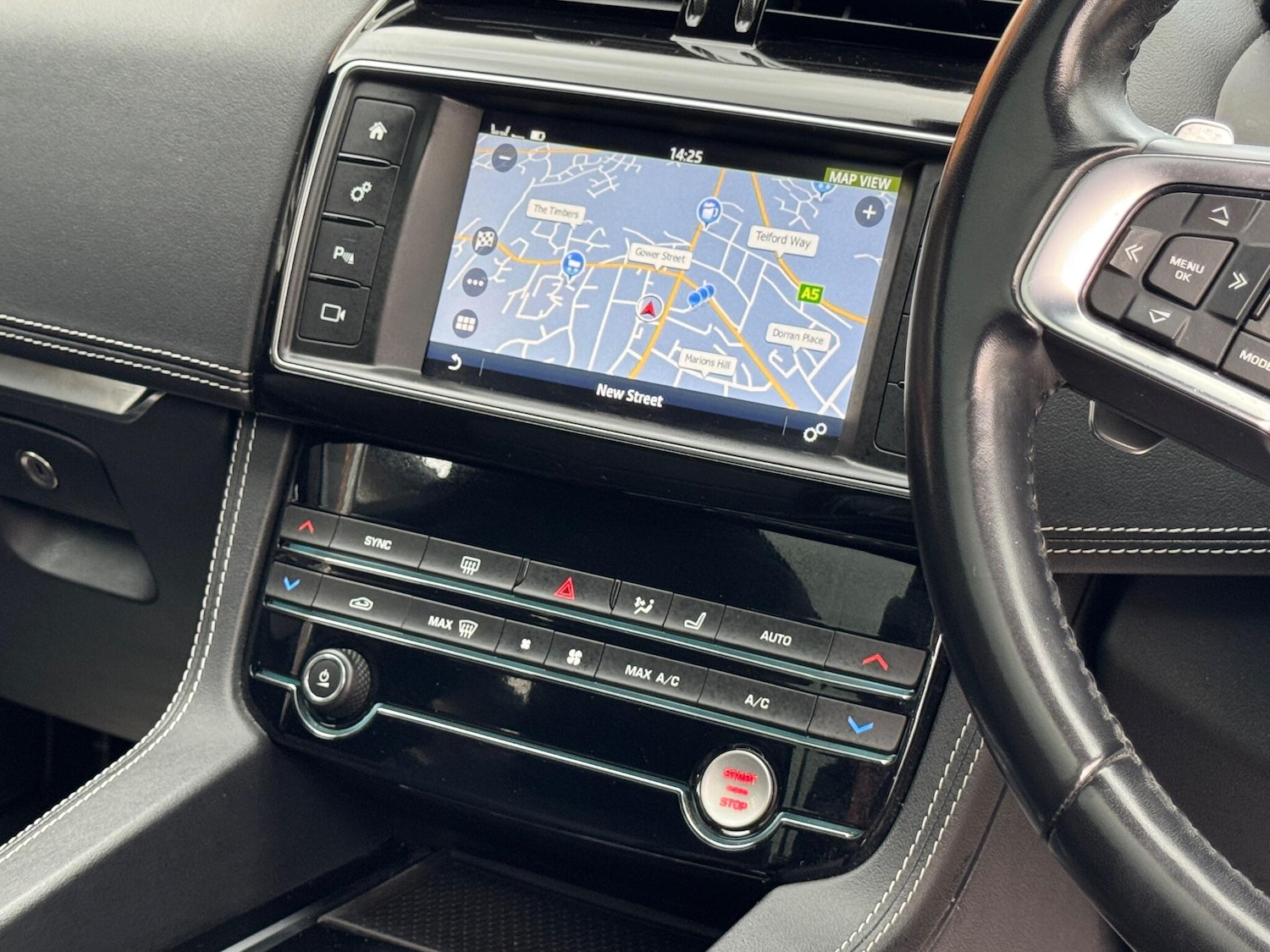 Used Jaguar F-Pace 2018 for sale - 76409114: Photo 64