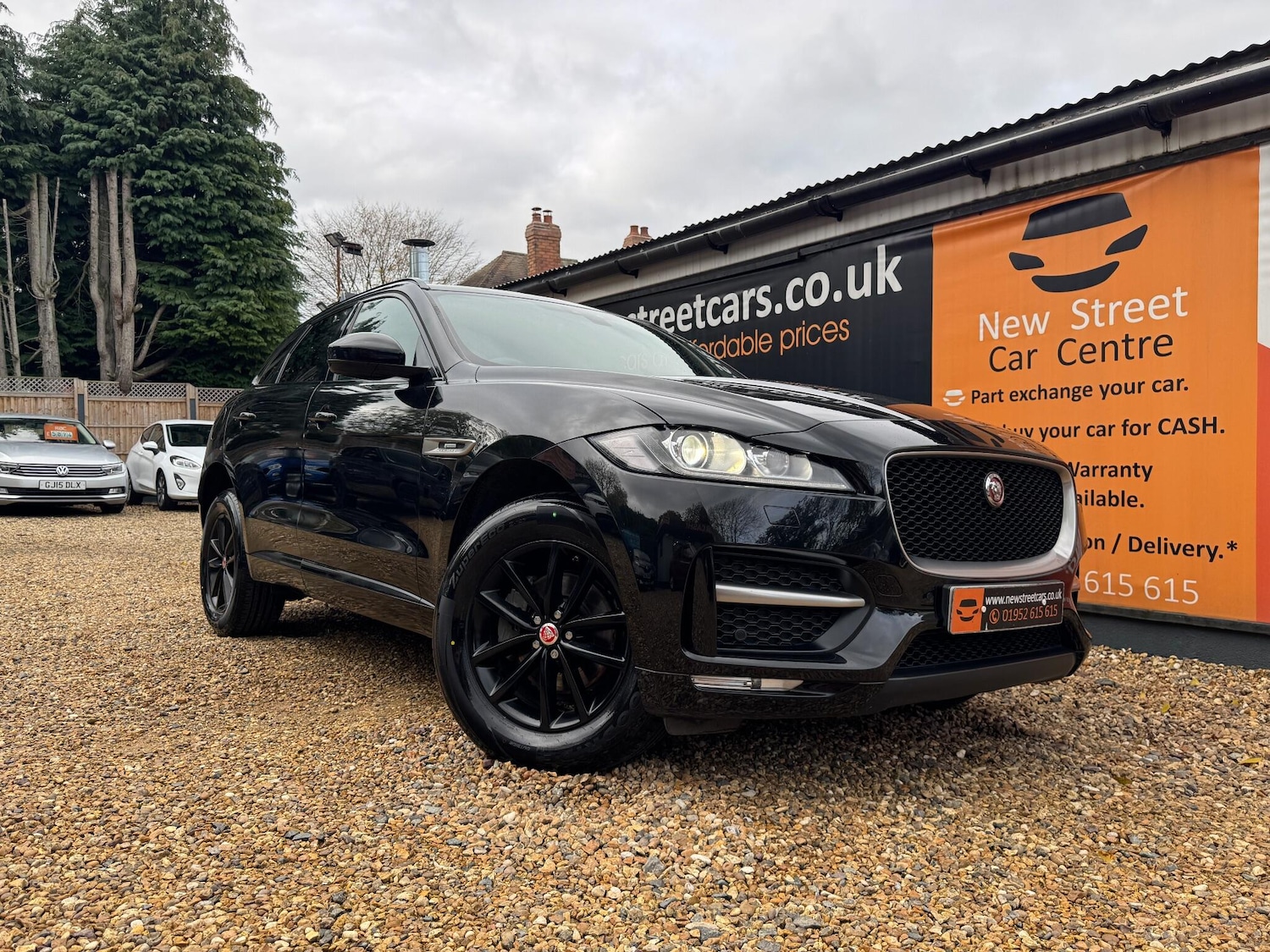 Used Jaguar F-Pace 2018 for sale - 76409114: Photo 76