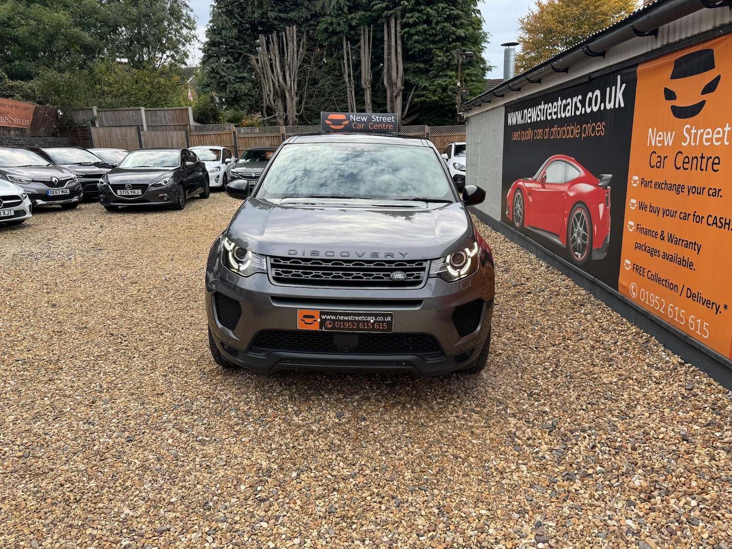 Used Land Rover Discovery Sport 2018 for sale - 76152348: Photo 4