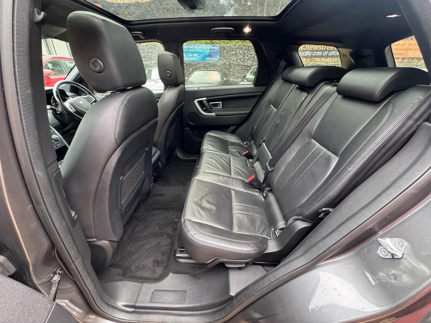 Used Land Rover Discovery Sport 2018 for sale - 76152348: Photo 45
