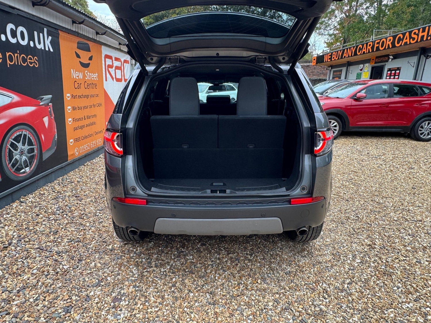 Used Land Rover Discovery Sport 2018 for sale - 76152348: Photo 48