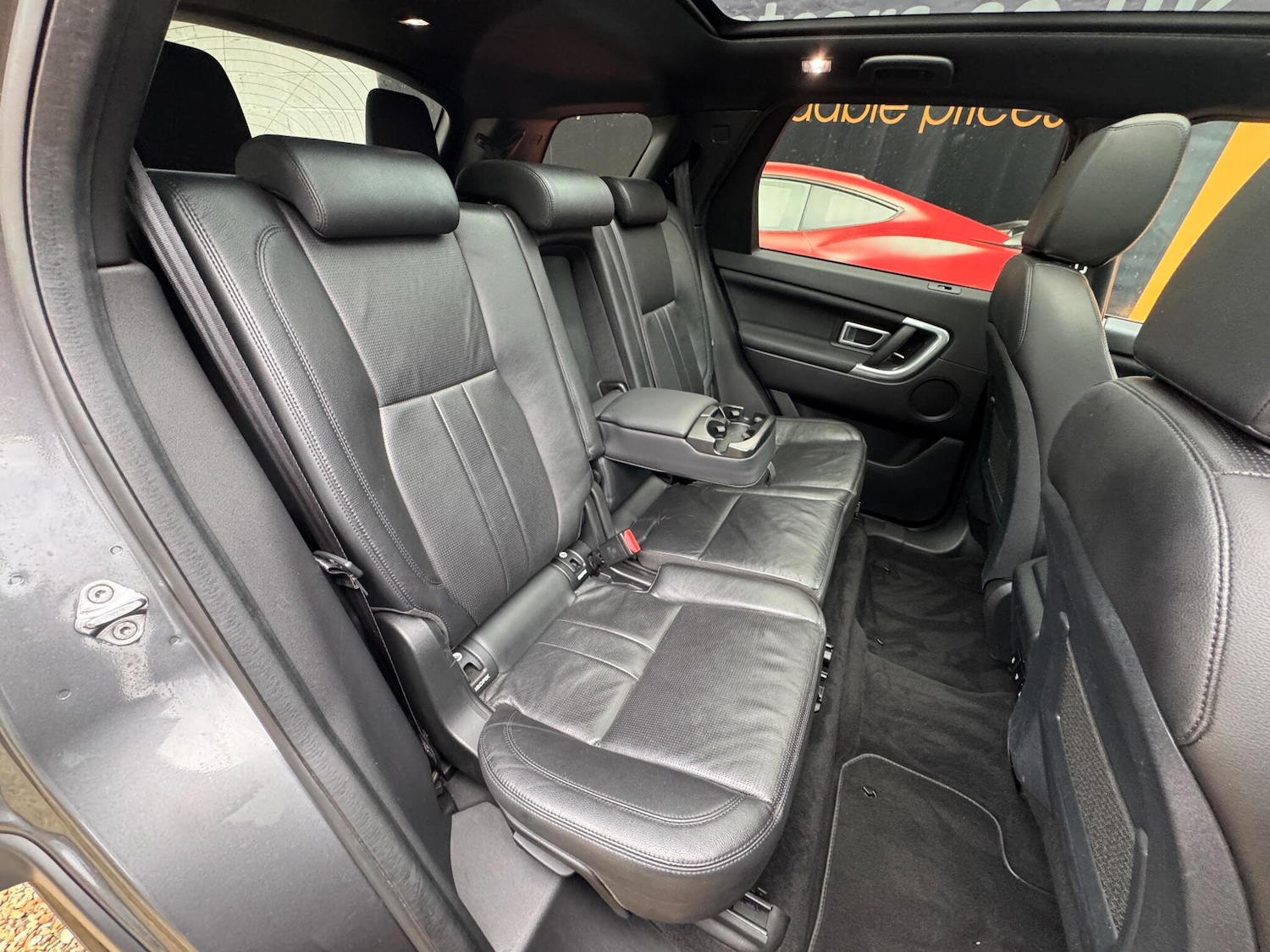 Used Land Rover Discovery Sport 2018 for sale - 76152348: Photo 50
