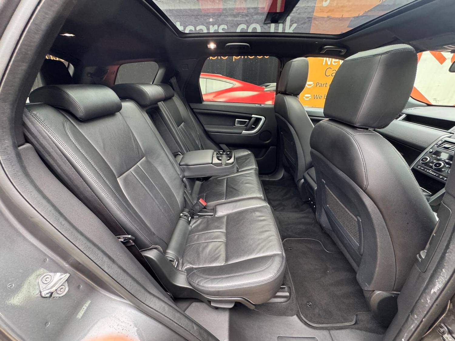 Used Land Rover Discovery Sport 2018 for sale - 76152348: Photo 51