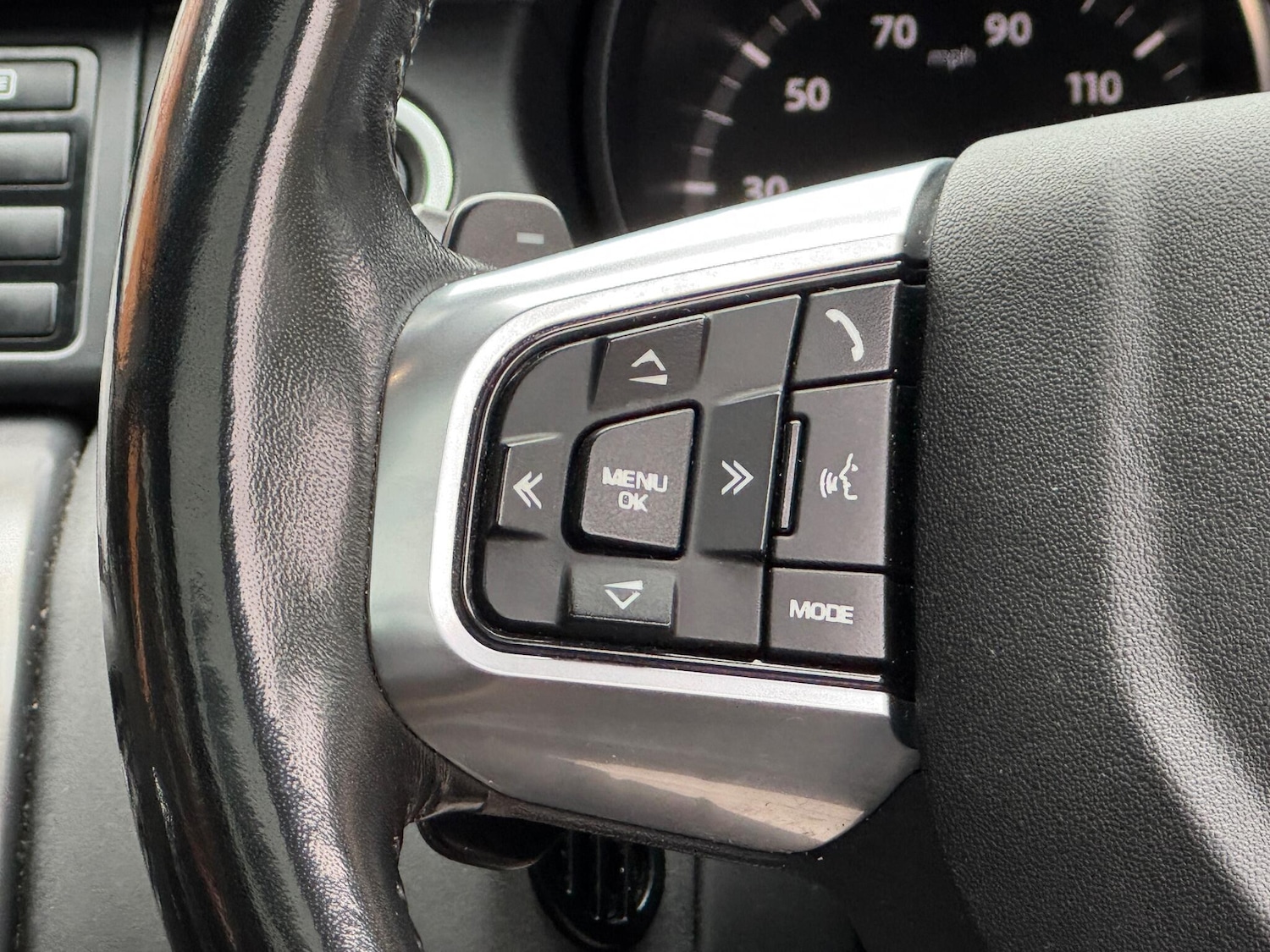 Used Land Rover Discovery Sport 2018 for sale - 76152348: Photo 59