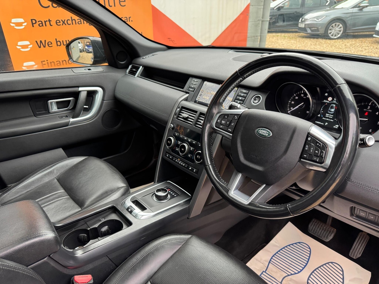 Used Land Rover Discovery Sport 2018 for sale - 76152348: Photo 69