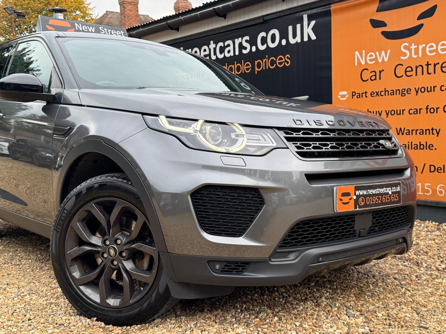 Used Land Rover Discovery Sport 2018 for sale - 76152348: Photo 79