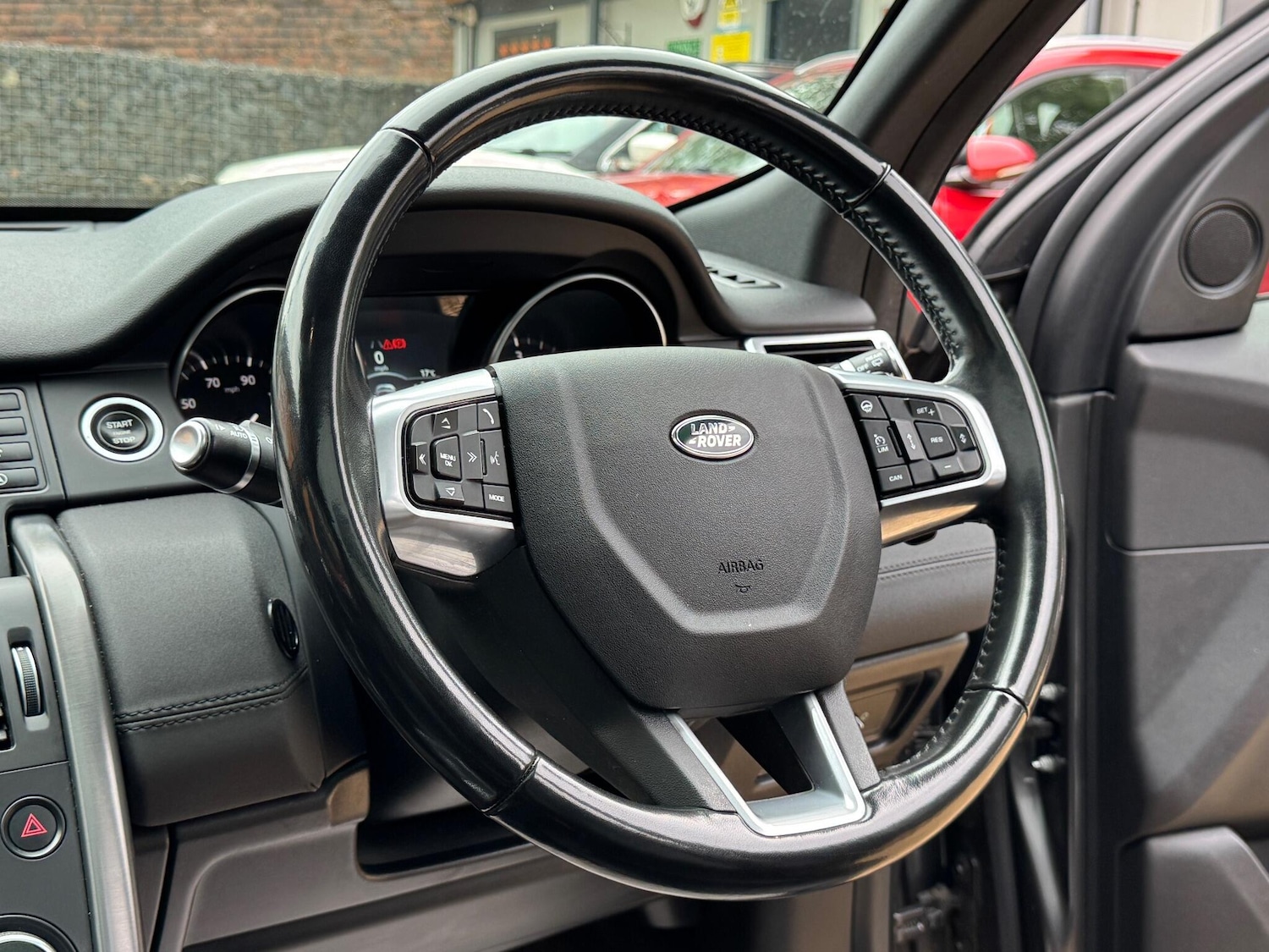 Used Land Rover Discovery Sport 2018 for sale - 76152348: Photo 8