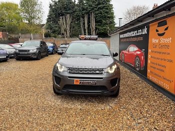 Used Land Rover Discovery Sport 2019 for sale - 76423999: Photo