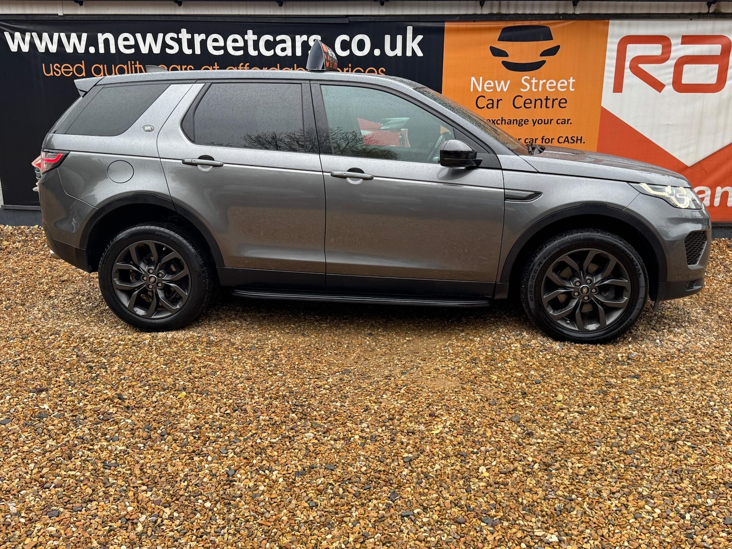 Used Land Rover Discovery Sport 2019 for sale - 76423999: Photo 5