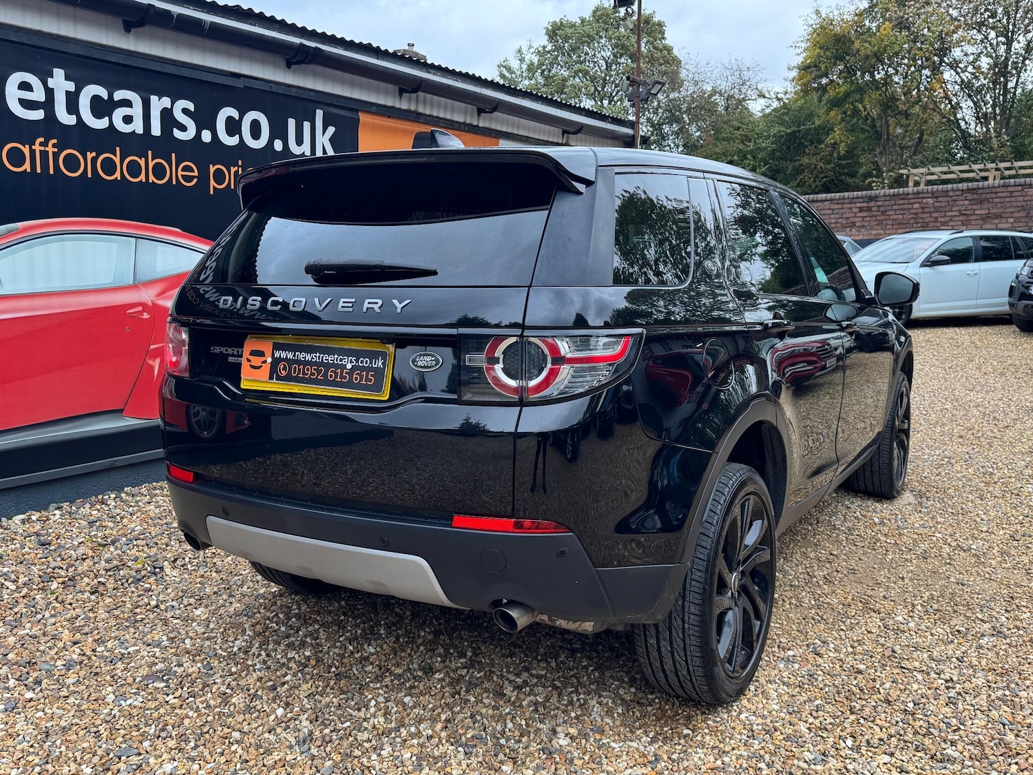 Used Land Rover Discovery Sport 2018 for sale - 76175124: Photo 11