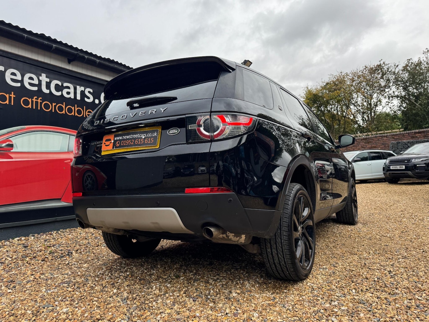 Used Land Rover Discovery Sport 2018 for sale - 76175124: Photo 12
