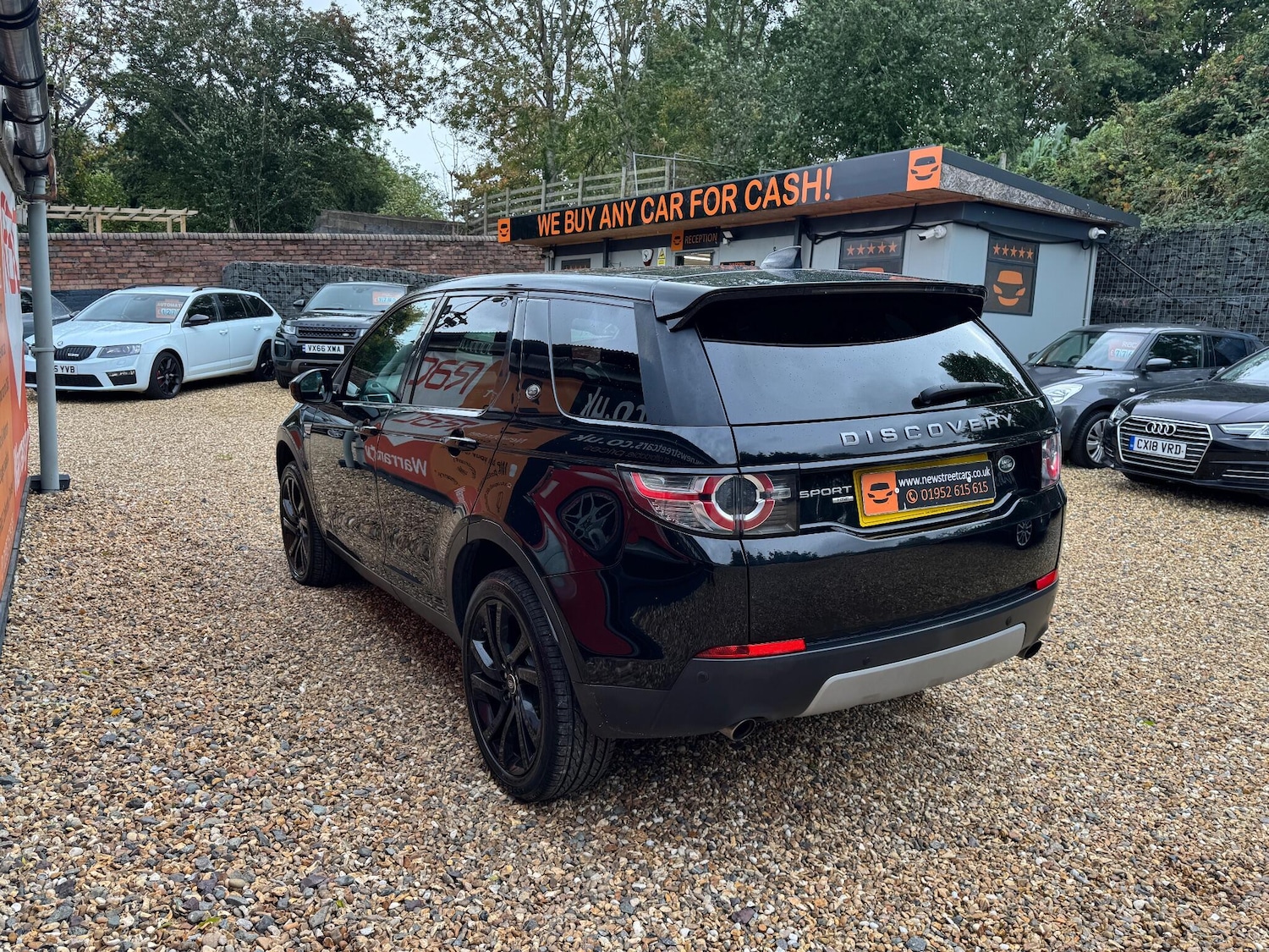 Used Land Rover Discovery Sport 2018 for sale - 76175124: Photo 21