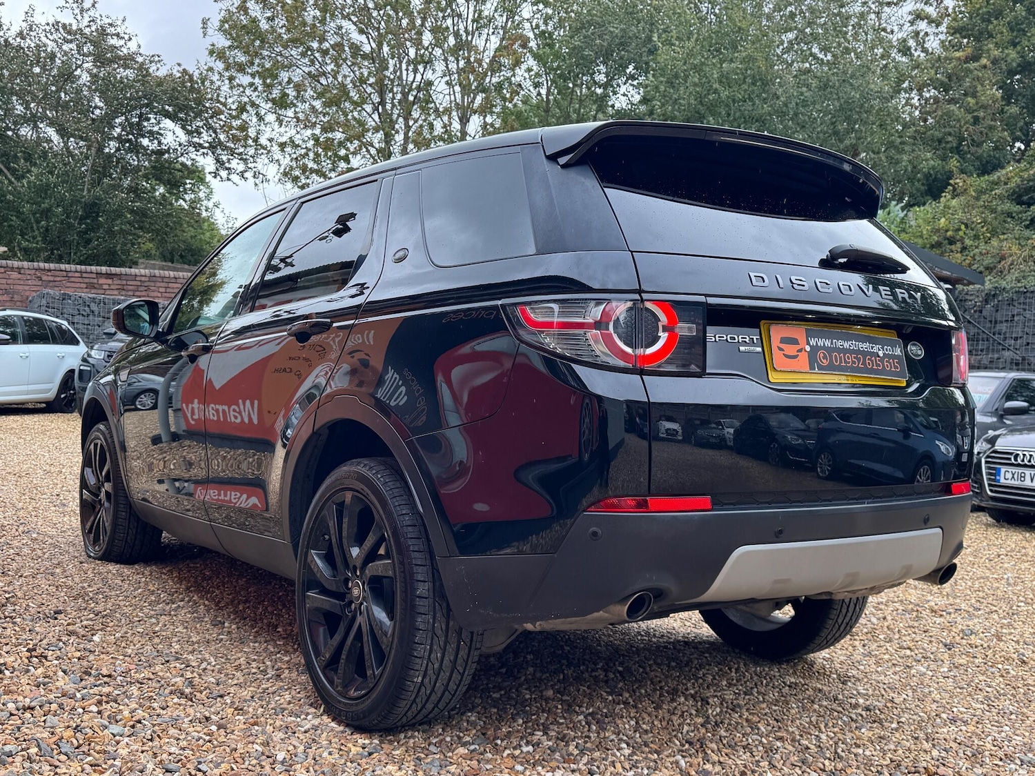 Used Land Rover Discovery Sport 2018 for sale - 76175124: Photo 24