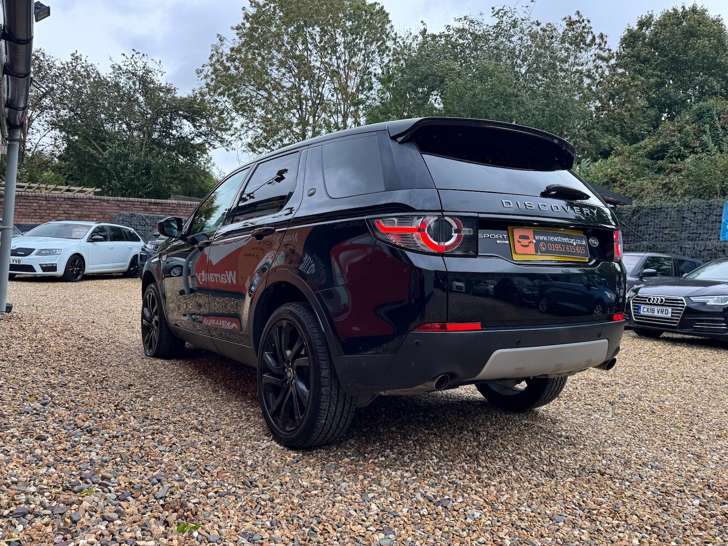 Used Land Rover Discovery Sport 2018 for sale - 76175124: Photo 25