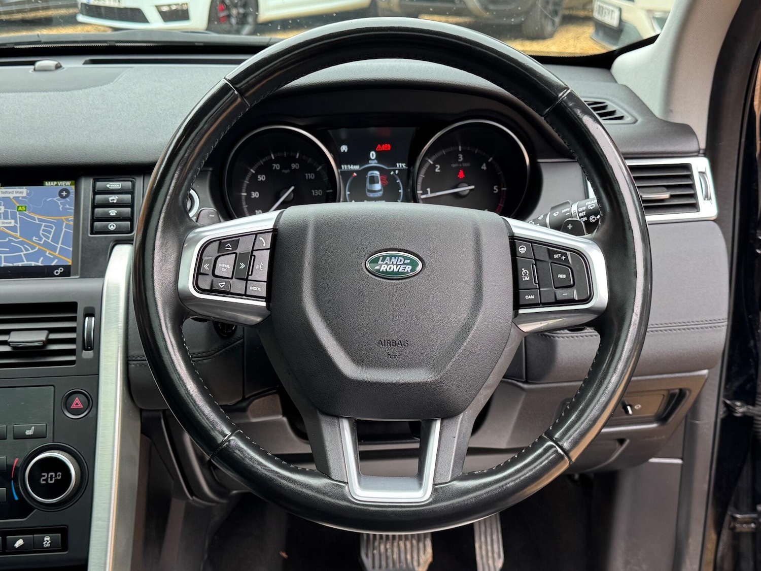 Used Land Rover Discovery Sport 2018 for sale - 76175124: Photo 62