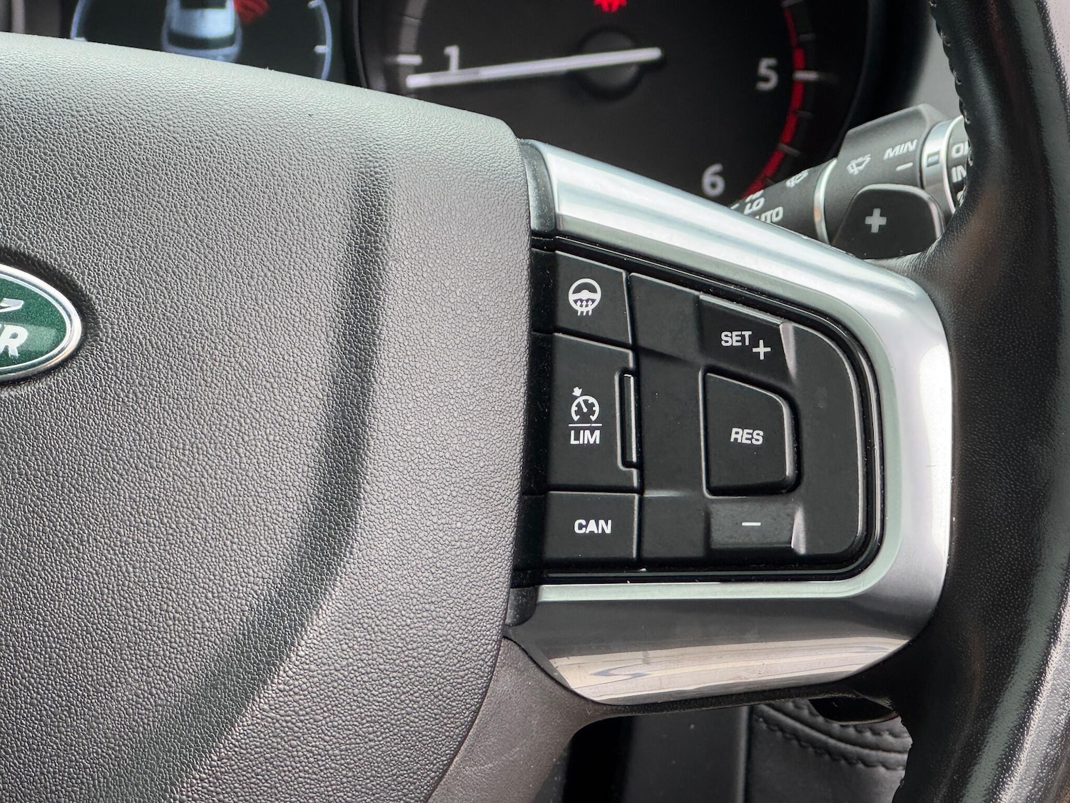 Used Land Rover Discovery Sport 2018 for sale - 76175124: Photo 68