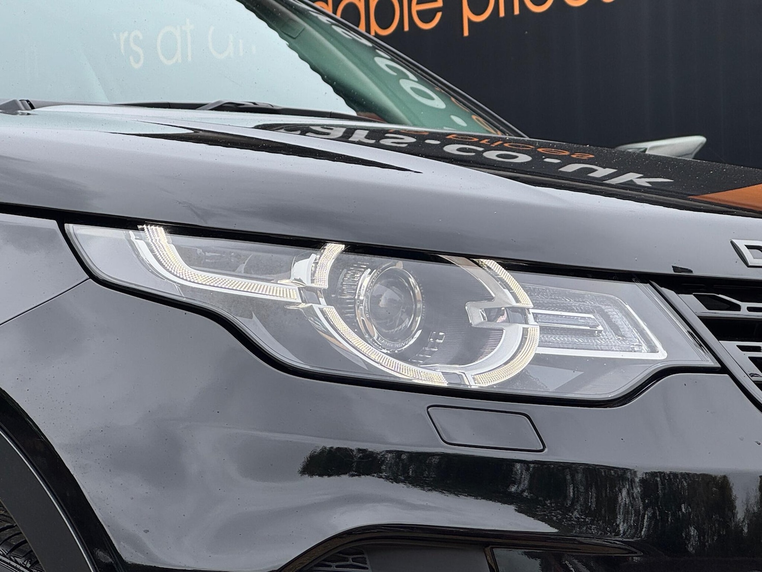 Used Land Rover Discovery Sport 2018 for sale - 76175124: Photo 77